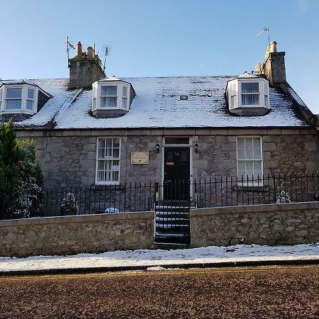Atticus Central Guest House Aberdeen Exterior photo