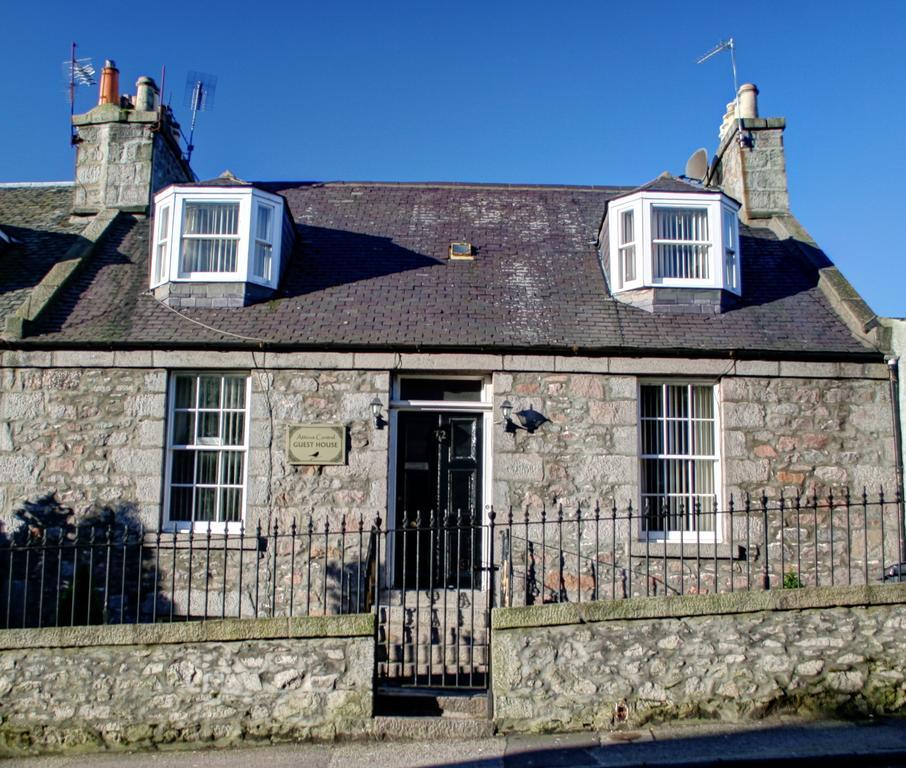 Atticus Central Guest House Aberdeen Exterior photo